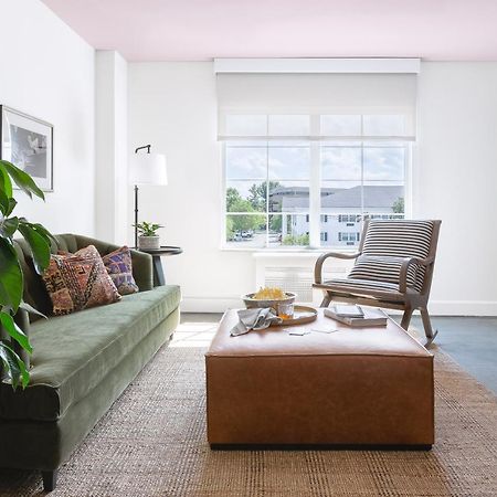 Elwood Hotel & Suites Lexington Bagian luar foto
