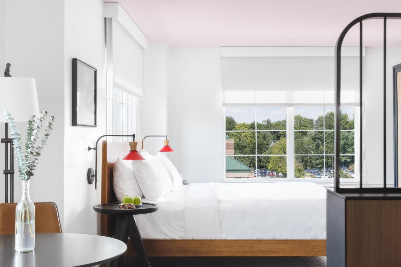 Elwood Hotel & Suites Lexington Bagian luar foto