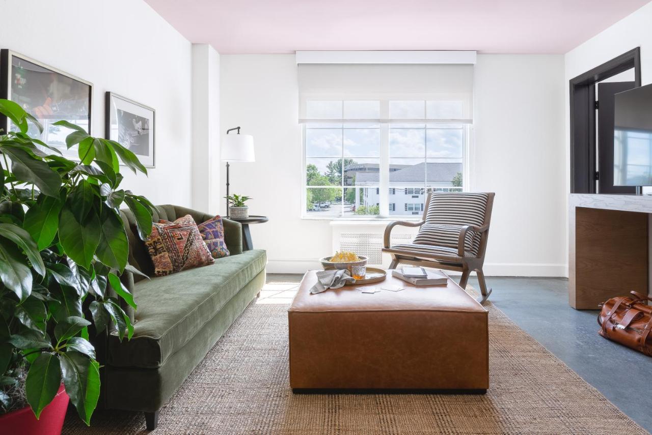 Elwood Hotel & Suites Lexington Bagian luar foto